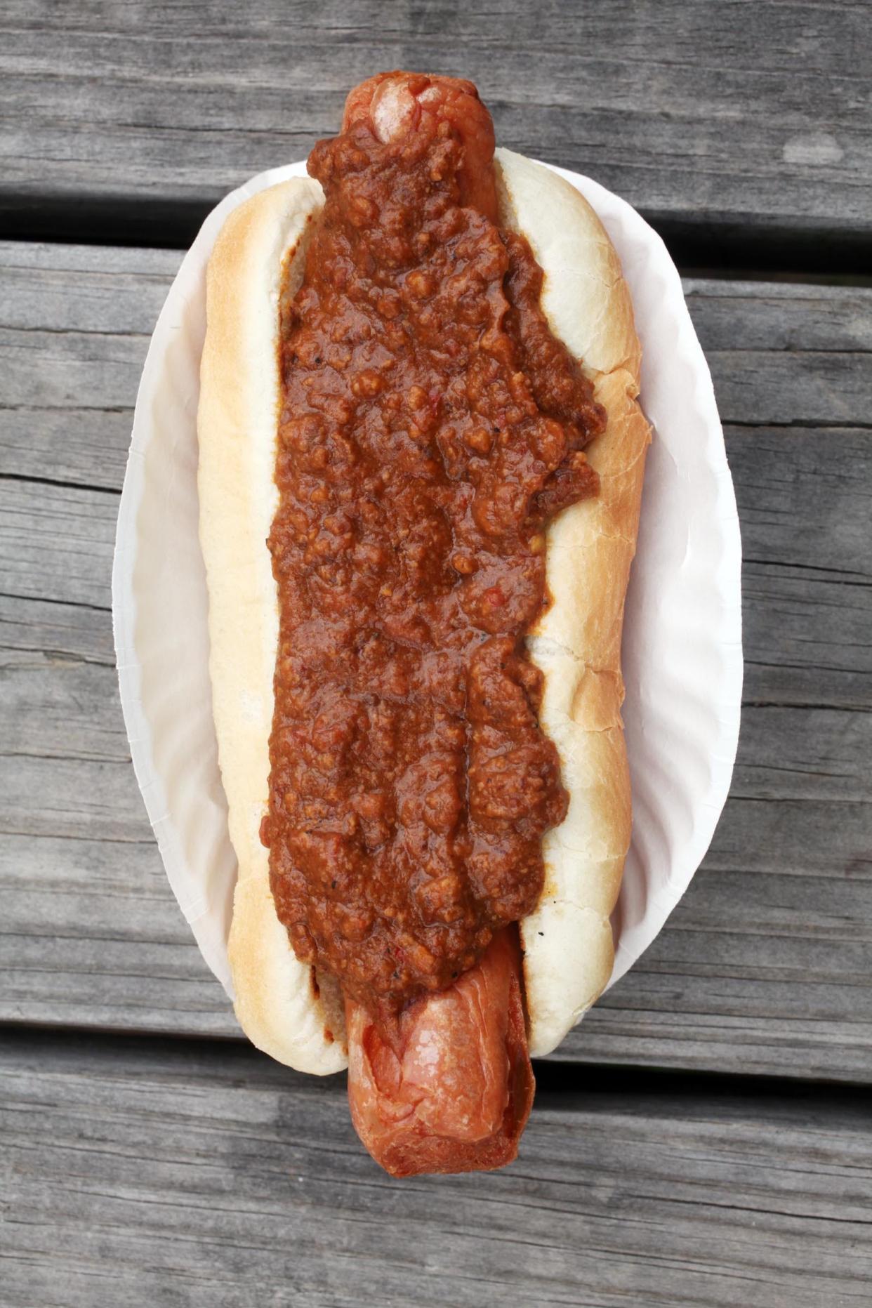 : The fried hot dog with chili at Hiram's in Fort Lee.  Hiram's has been serving weiners for generations. LESLIE BARBARO / STAFF PHOTOGRAPHER