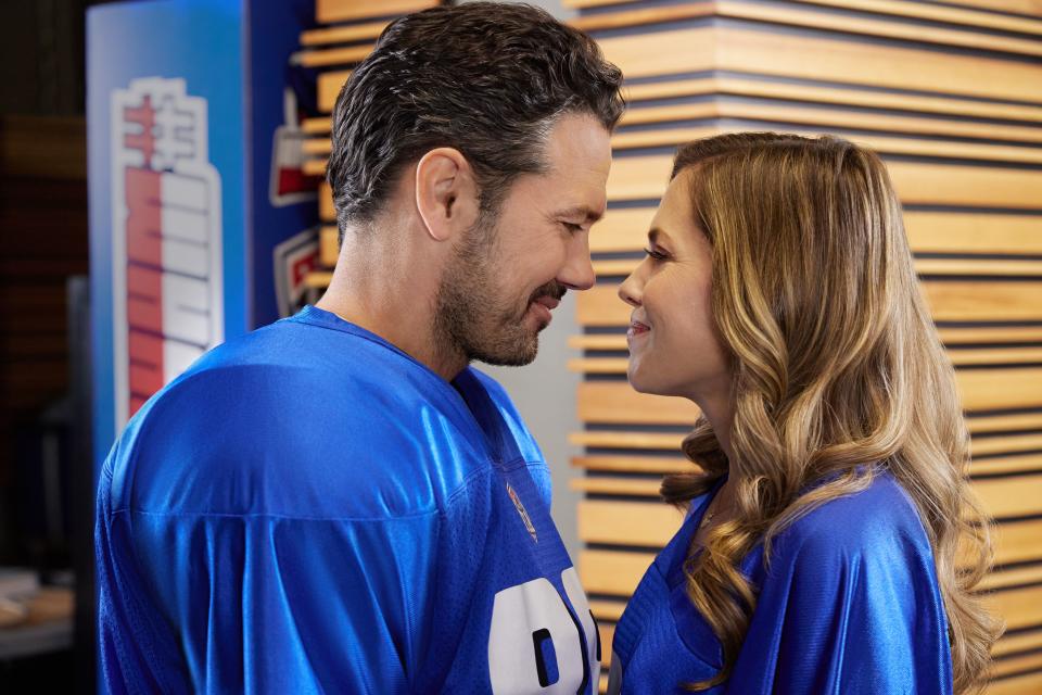 Ryan Paevey and Pascale Hutton in “Fourth Down and Love.”