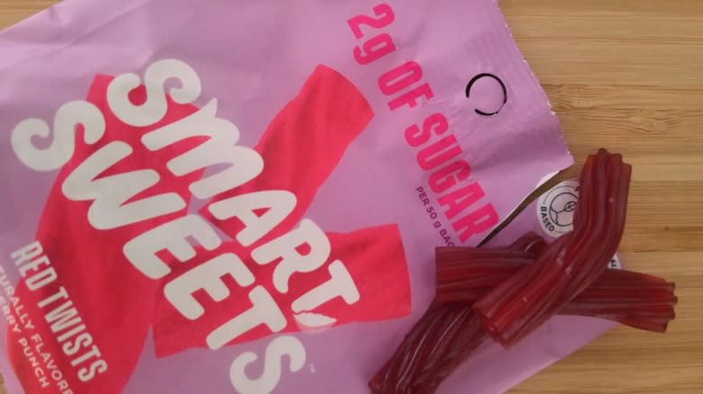 SmartSweets Red Twists