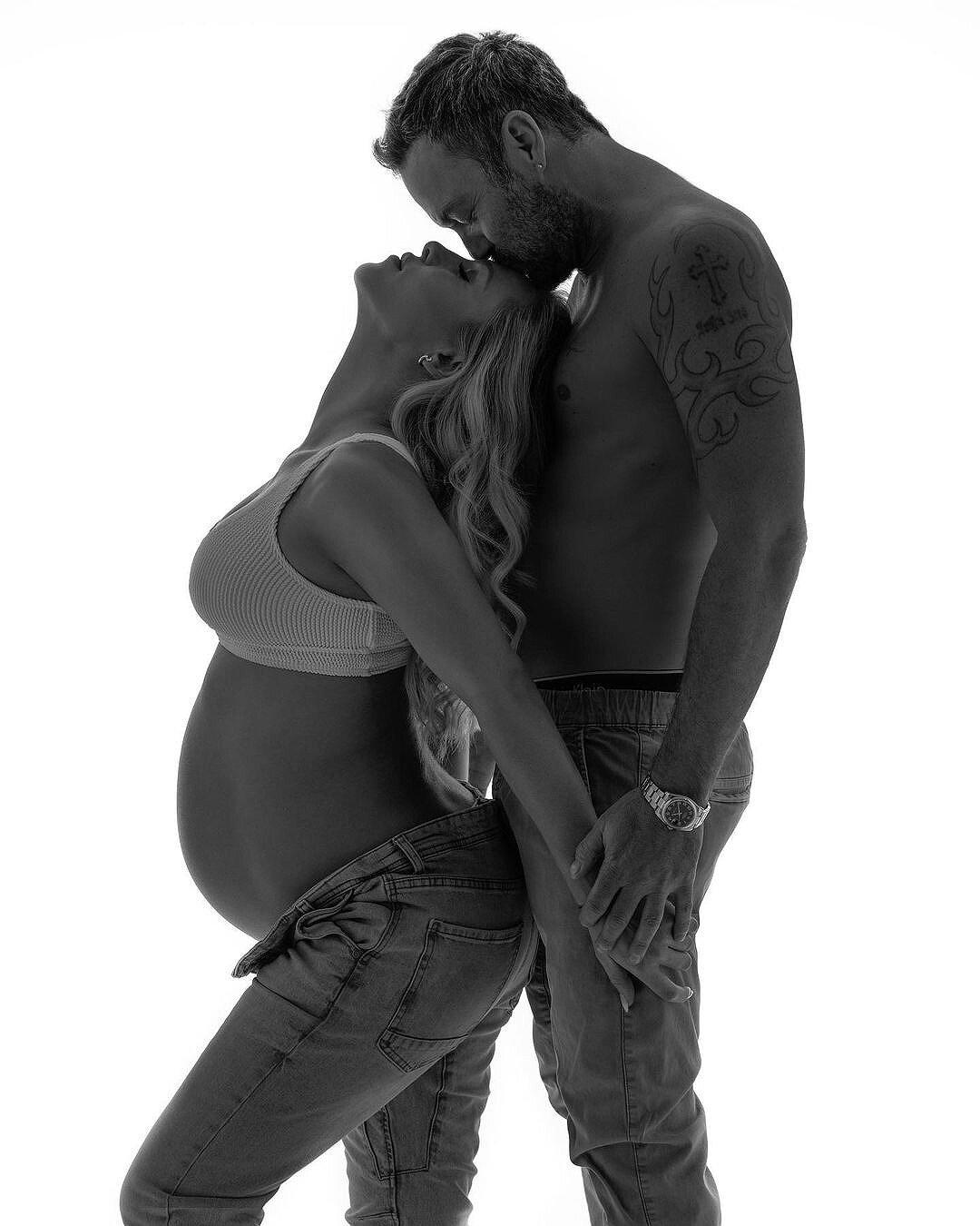 Sharna Burgess Shares Maternity Shoot, Celebrates 35 Weeks Pregnant: 'I Can't Wait'