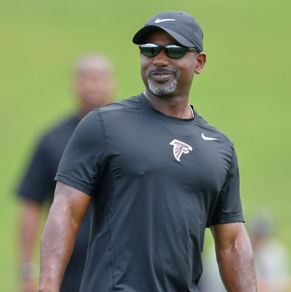 Jun 13, 2017; Atlanta, GA, USA; Atlanta Falcons defensive coordinator Marquand Manuel on the field during Minicamp at the Falcons Training Complex. Mandatory Credit: Dale Zanine-USA TODAY Sports