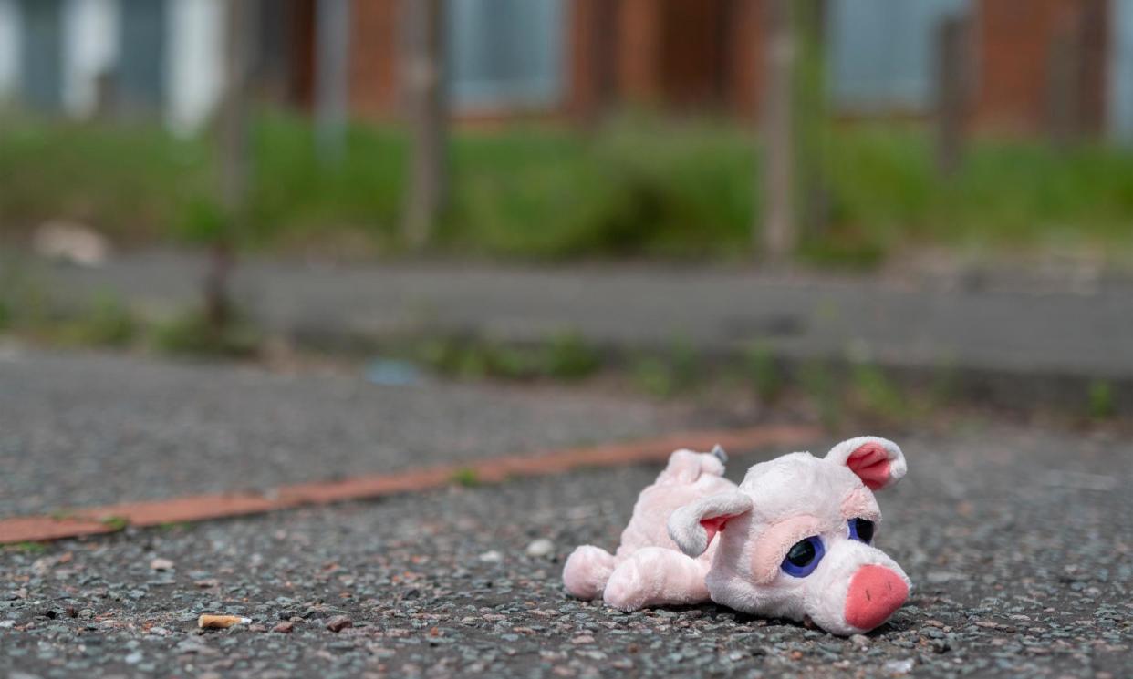 <span>Almost half of all children in Birmingham, Tower Hamlets in London, Manchester, Sandwell, Stoke-on-Trent, Oldham, Wolverhampton and Walsall were growing up in poverty, the report said.</span><span>Photograph: Russell Hart/Alamy</span>