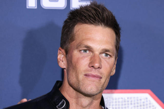 Tom Brady's Underwear Selfie Causes an Internet Meltdown - Parade