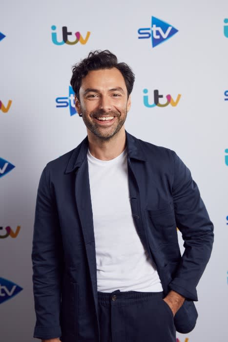 aidan-turner-9