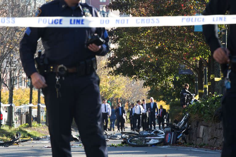 El lugar donde Sayfullo Saipov mató a ocho peatones y ciclistas, e hirió a más de una docena más, al atropellarlos con una camioneta alquilada en una carril de bicicleta del lado oeste de Manhattan