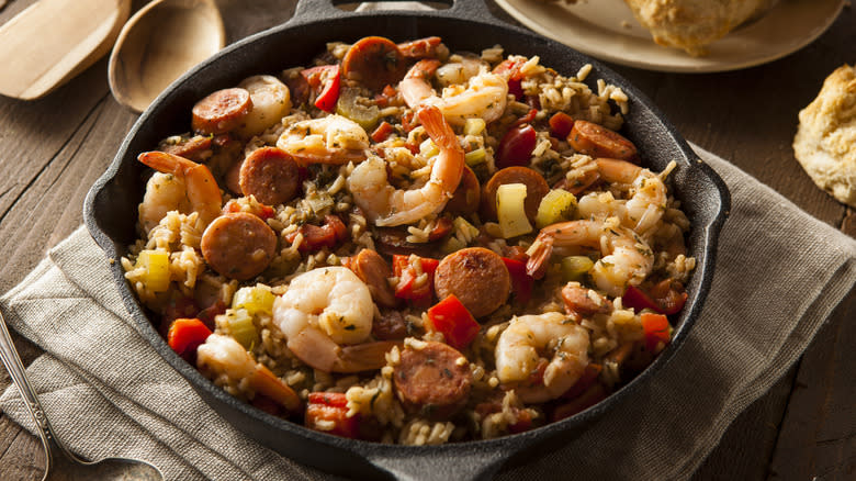 cajun jambalaya with shrimp