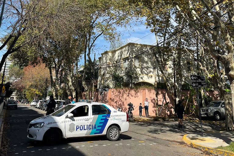 El colegio San Andrés de Olivos también fue evacuado esta mañana