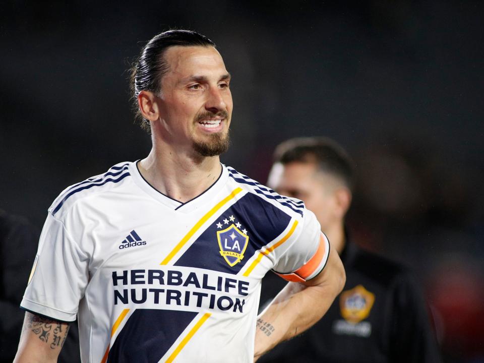 Manchester United: Zlatan Ibrahimovic claims Sir Alex Ferguson is hindering club's progress