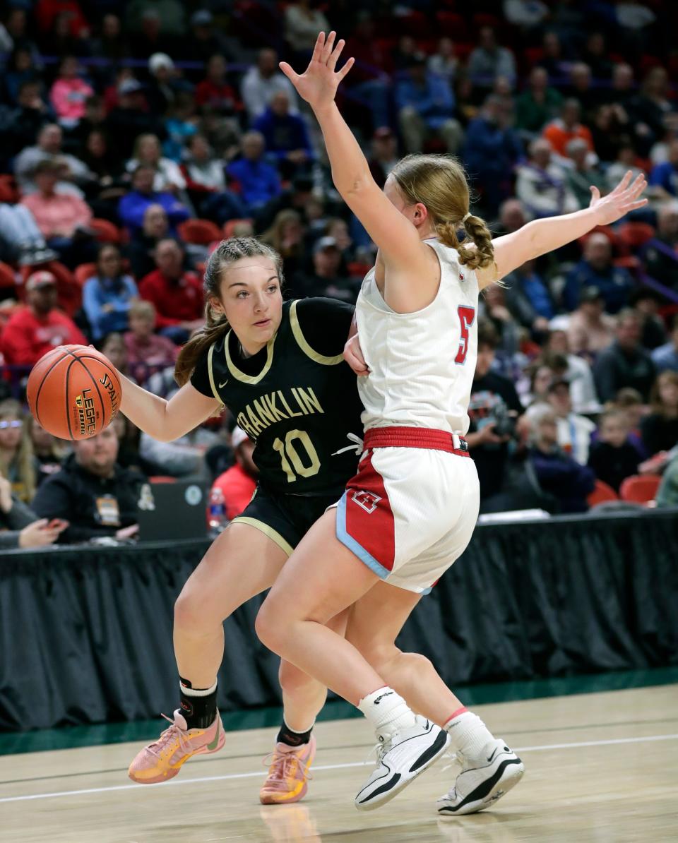 Franklin's Natalie Meaux, left, dislocated her ankle in the fall but found a way to make it back to the court. She made her season debut Jan. 18 and then helped the Sabers reach the Division 1 state semifinals.