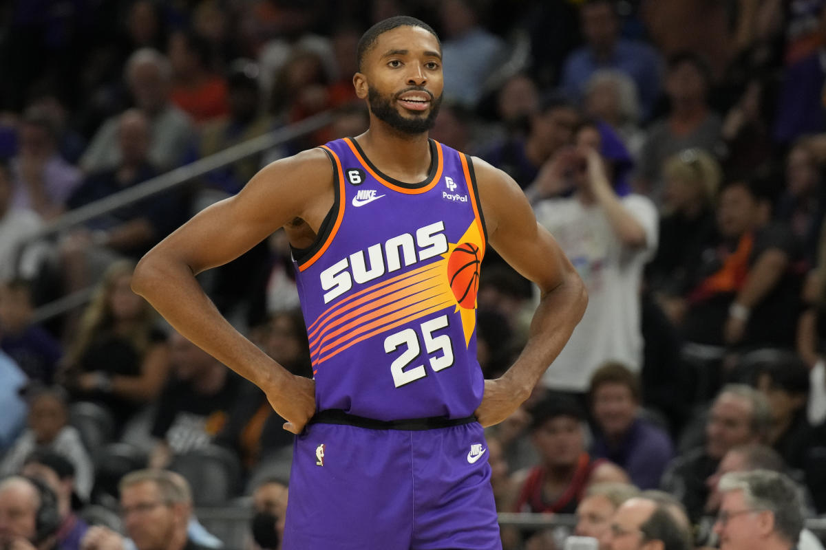 NBA DFS Breakdown (Friday, Aug. 14): Fade All the Studs?