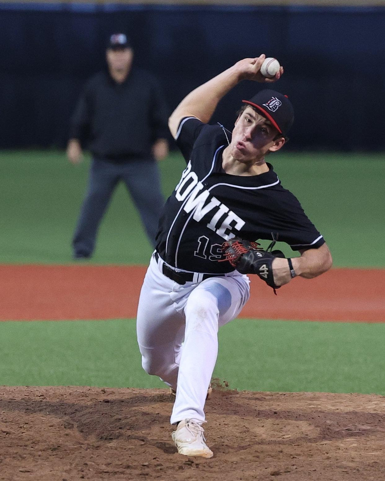 Cole Miller (19), Bowie pitcher, May 3, 2024, vs. Vista Ridge, at Glenn High School. Miller struck out 12 and threw a complete game in Bowie's 1-0 bi-district playoff win.