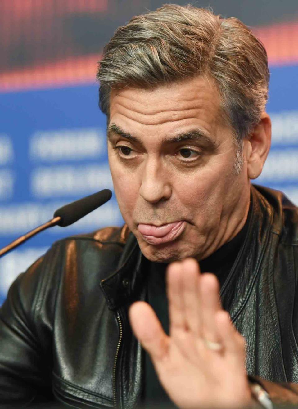 <p>Dass Mr. Clooney auch das Komödienfach beherrscht, hat niemand bezweifelt. Und mit diesem Gesichtsausdruck würde Clooney ausgezeichnet in den nächsten Zoolander oder Anchorman passen. </p>