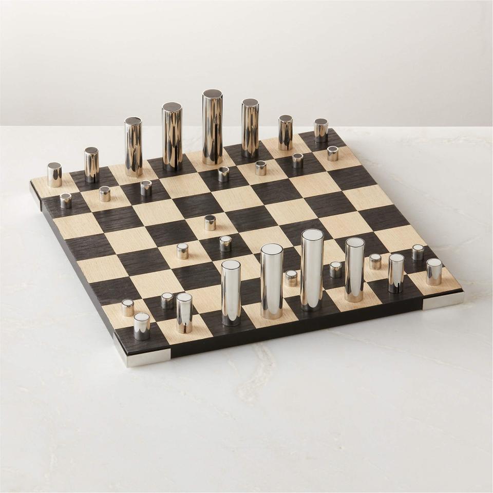 Famiglia Chess Set