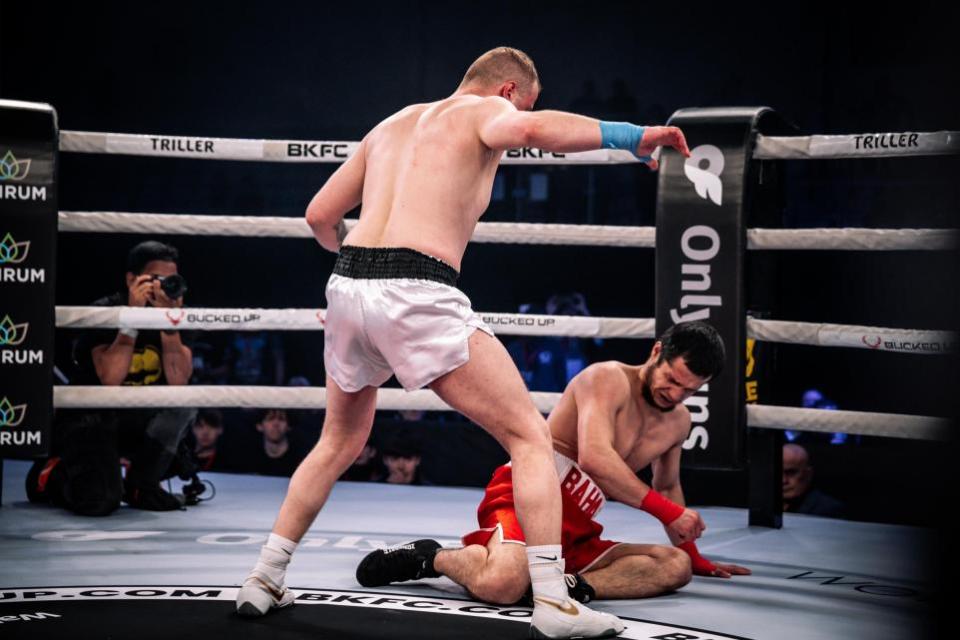 News and Star: Kanabey defeated Kudratov by TKO in the first round