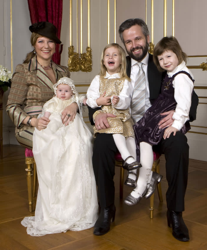 Ari Behn, Marta Luisa de Noruega y sus hijas