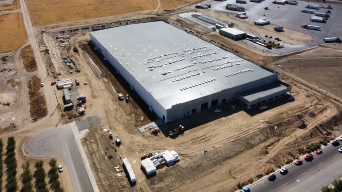 Aerial view of Plant Prefab's incoming factory in Tejon Ranch, California.