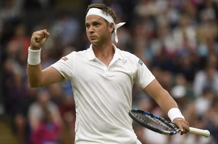 Britain Tennis - Wimbledon - All England Lawn Tennis & Croquet Club, Wimbledon, England - 29/6/16 Great Britain's Marcus Willis celebrates during his match against Switzerland's Roger Federer REUTERS/Tony O'Brien