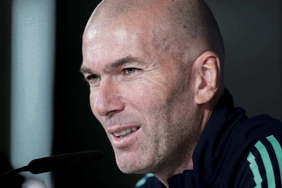 MADRID, SPAIN - NOVEMBER 25: coach Zinedine Zidane of Real Madrid during the   Training Real Madrid at the Ciudad Deportiva Valdebebas  on November 25, 2019 in Madrid Spain (Photo by David S. Bustamante/Soccrates/Getty Images)