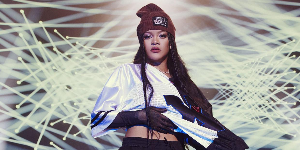 rihanna super bowl halftime savage x fenty