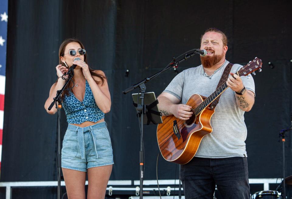 Julia Babb and Jeff Rosen perform during Braintree Day on Saturday, June 25, 2022.