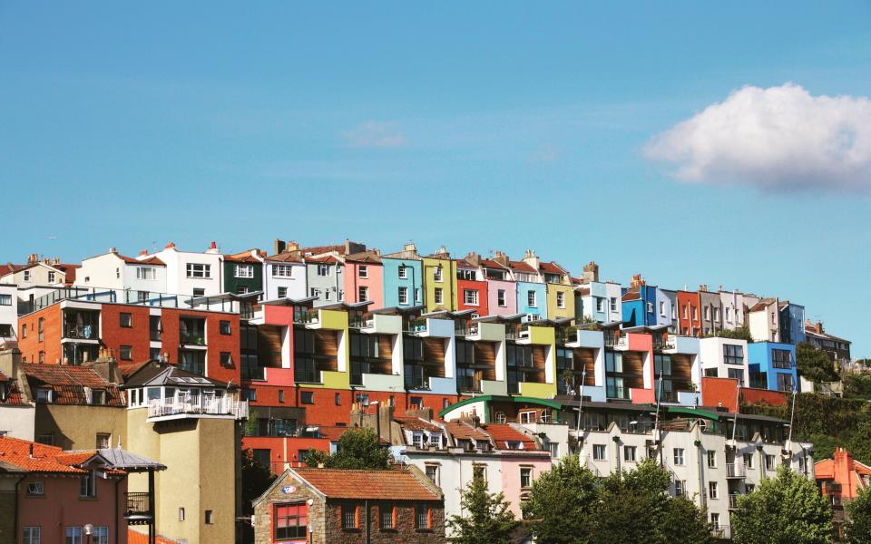 Bristol comes alive during the International Balloon Fiesta, when hundreds of colourful hot air balloons float over The Clifton Suspension Bridge