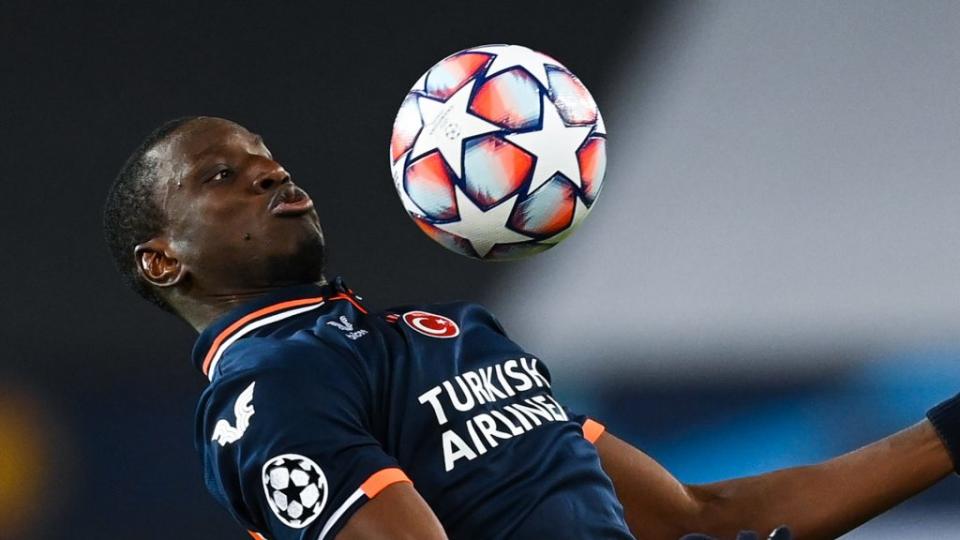 Pro soccer player Demba Ba of İstanbul Basaksehir shows his mettle in a recent soccer match against Manchester United at Old Trafford in Manchester, England. (Photo by Michael Regan/Getty Images)