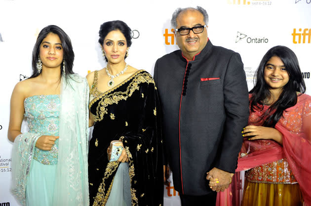 Sridevi with her husband Boney Kapoor and daughters Khushi and Jhanvi during the premiere of her movie 'English Vinglish'