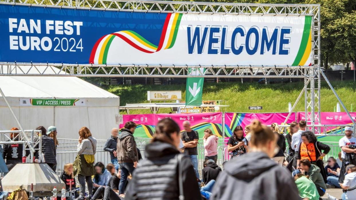 EM: Zehntausende feiern friedliches Fanfest in München