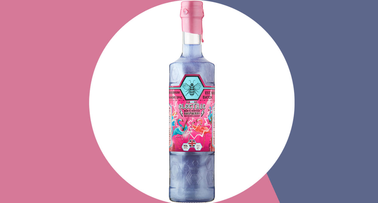 The gin changes colour when poured with a sparkling mixer to create a shimmering long drink. (Yahoo Style UK)