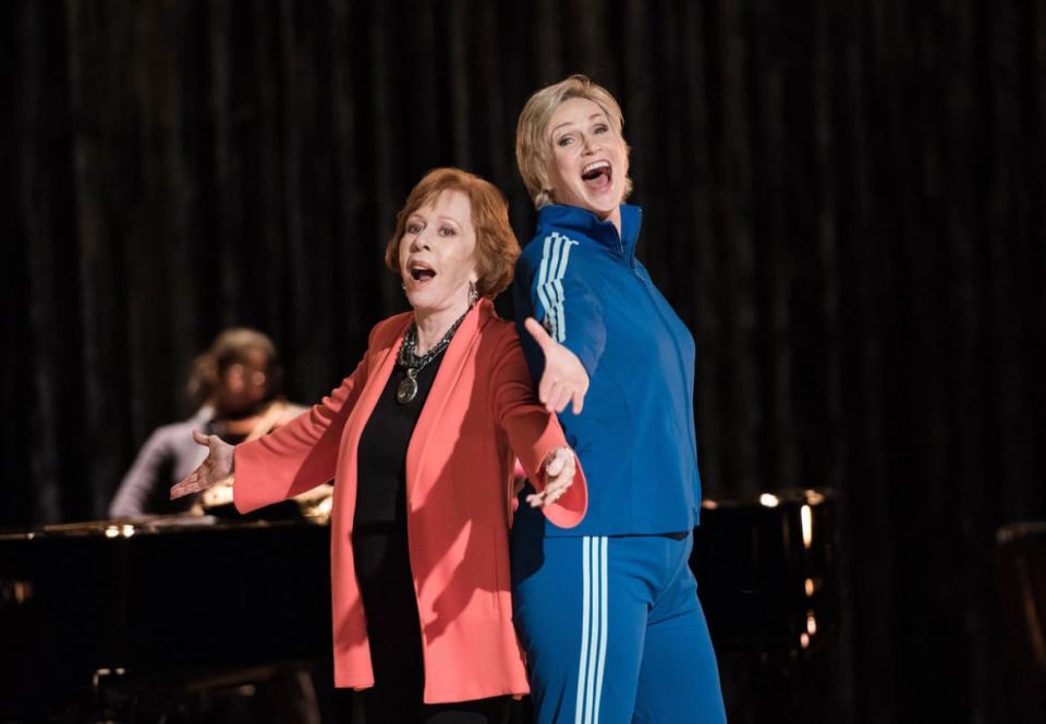 <div class="inline-image__caption"><p>Carol Burnett performs with Jane Lynch in an episode of Glee.</p></div> <div class="inline-image__credit">Courtesy of Everett</div>