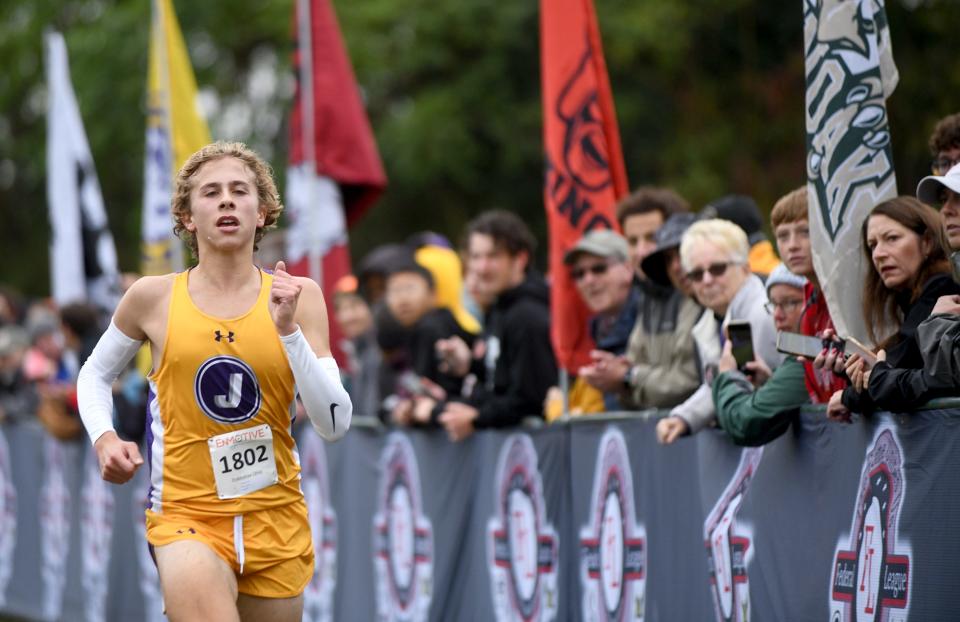 Jackson's Eli Ilg runs to a victory at this year's Federal League Cross Country Championships.