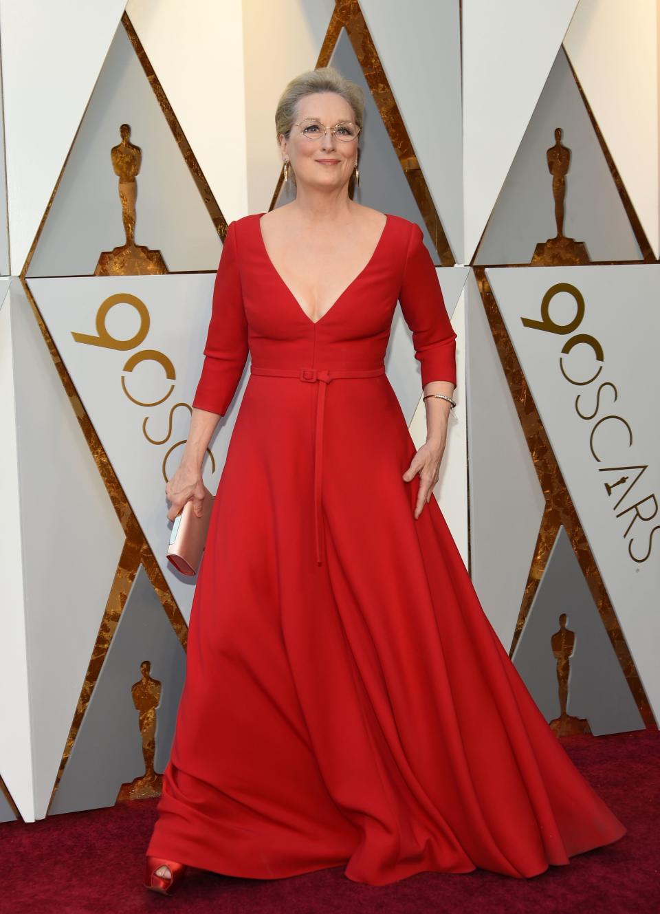 Meryl Streep on the Oscars red carpet. (Photo: VALERIE MACON via Getty Images)