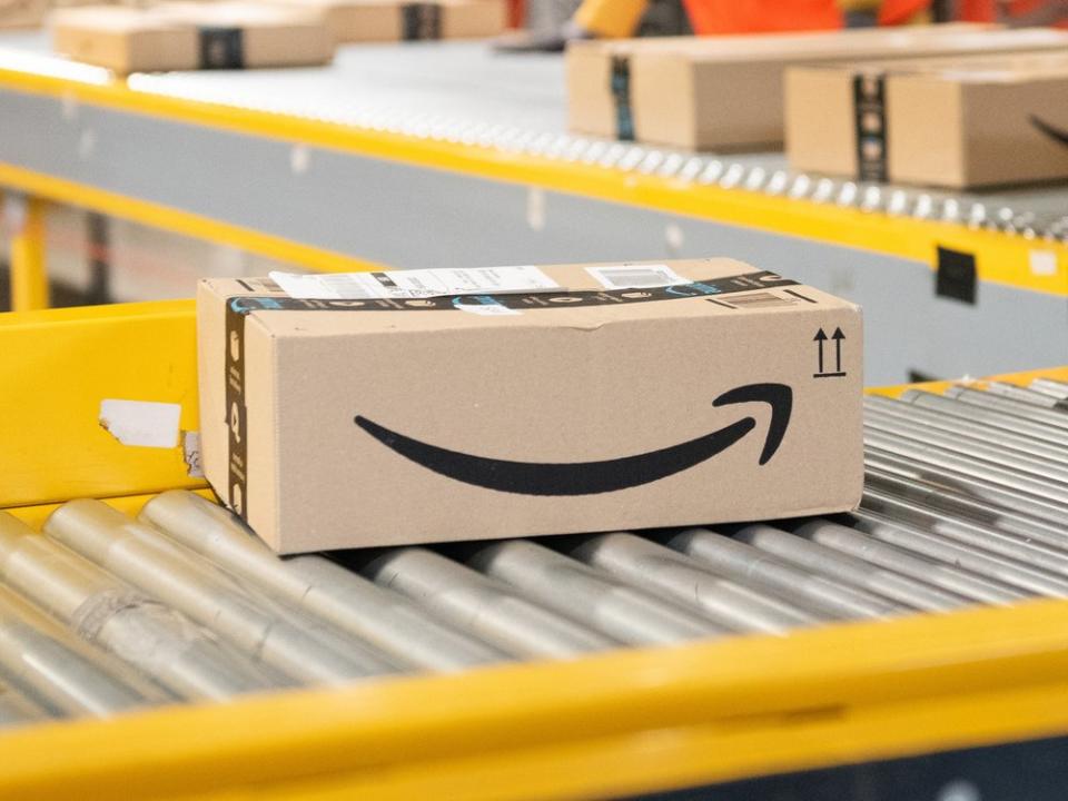 Der Amazon Prime Day lockt Verbraucher mit zahlreichen Angeboten (Bild: Frederic Legrand - COMEO/Shutterstock.com)