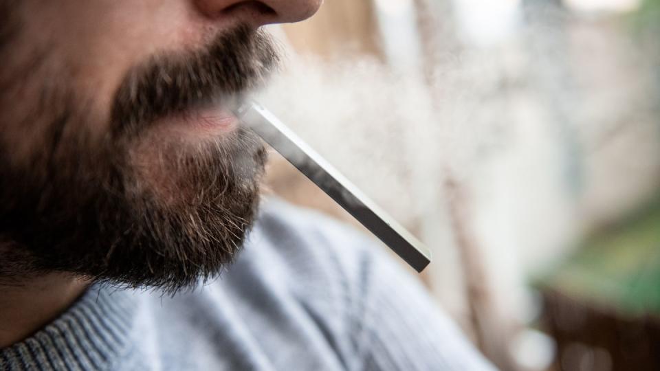 E-Zigaretten und Tabakerhitzer sollen künftig deutlich höher besteuert werden als bisher.