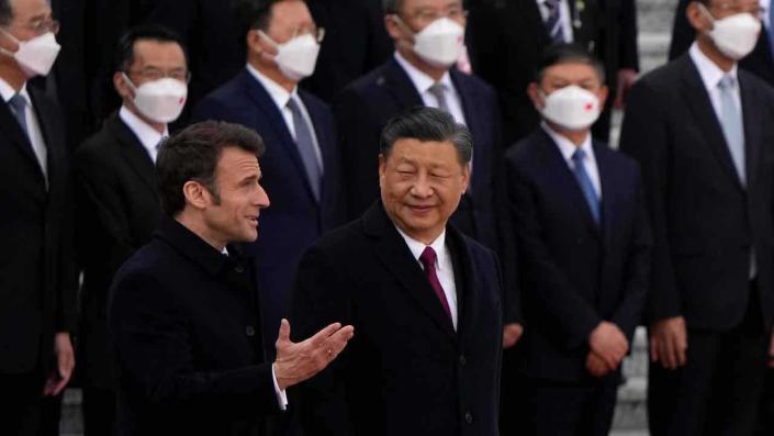 Xi Jinping, Emmanuel Macron