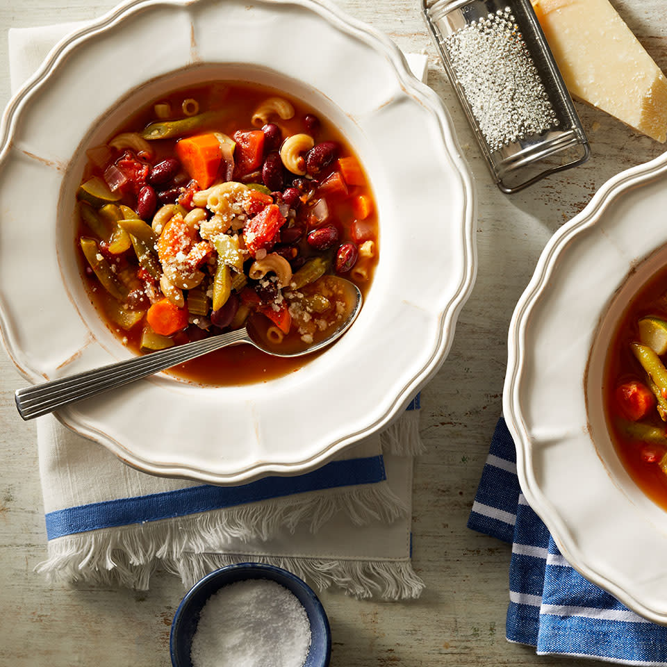 Slow-Cooker Vegetable Minestrone Soup