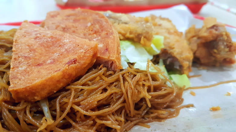 Fried spam with noodles and chicken wings