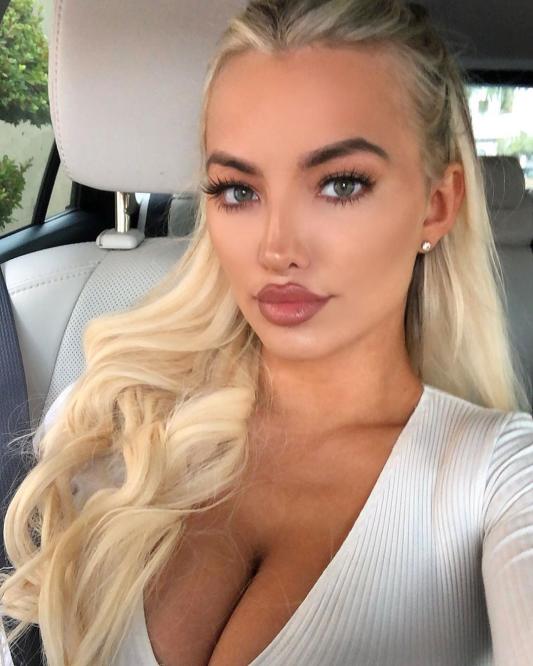 Lindsey Pelas Nude Pictures