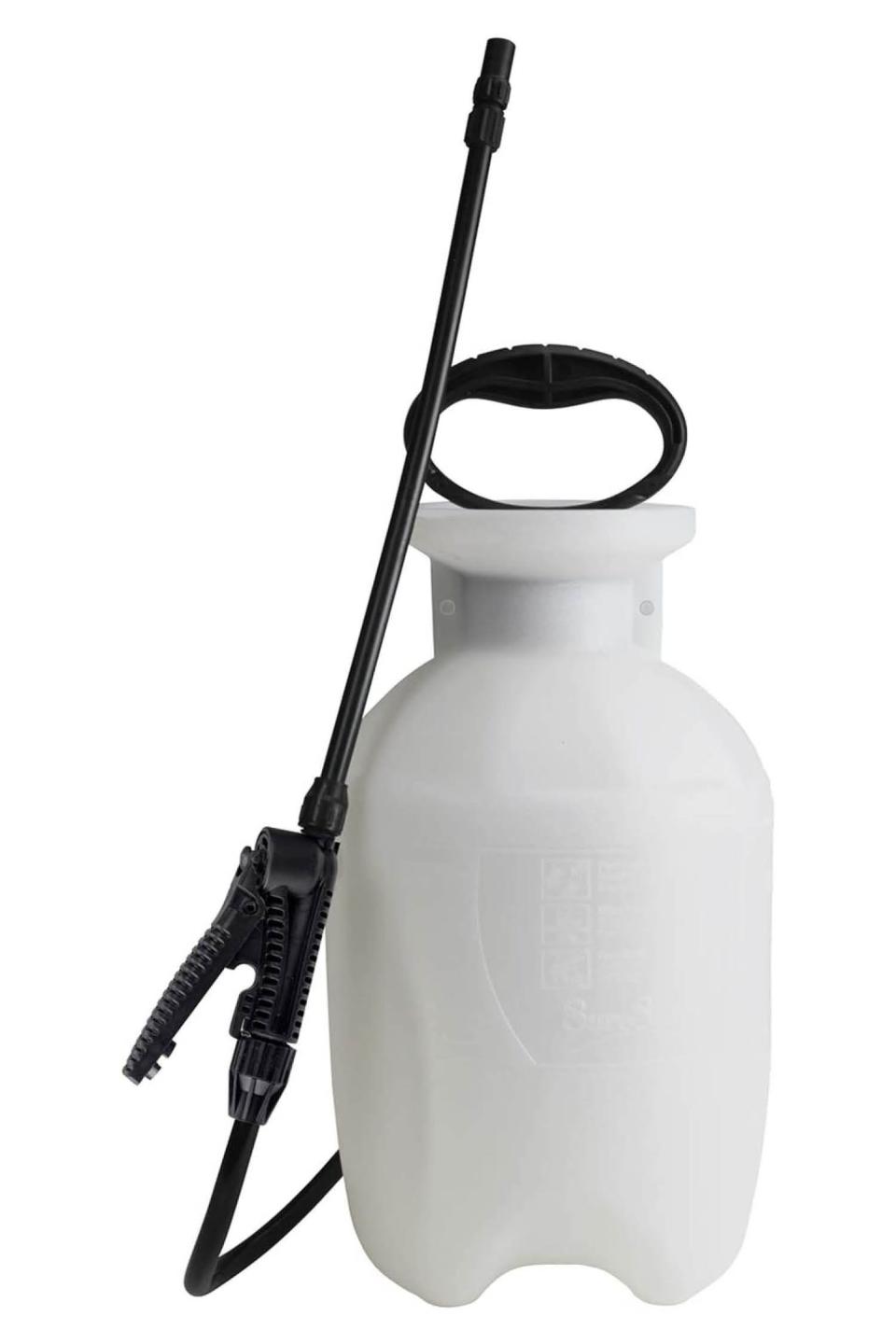 2) Chapin 1-Gallon Garden Sprayer