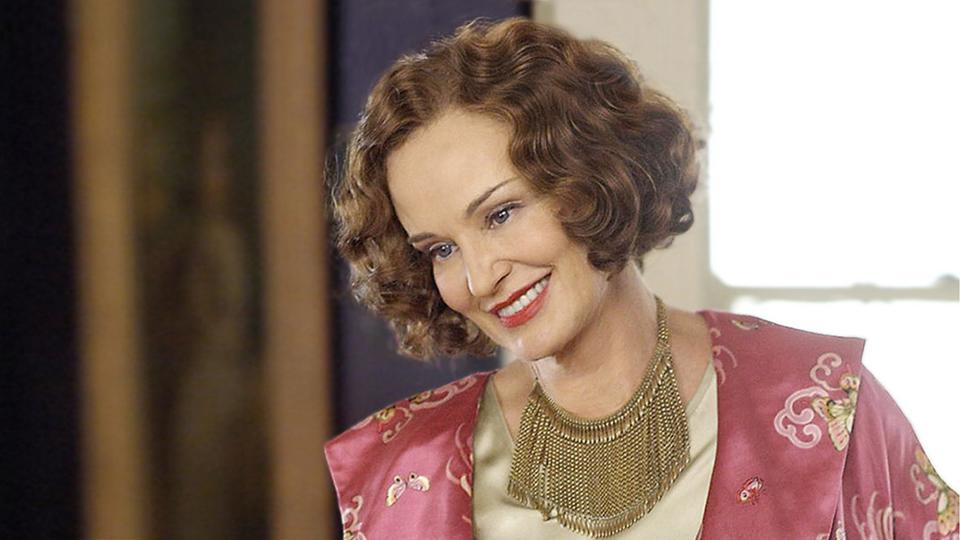 Jessica Lange as Edith Bouvier Beale