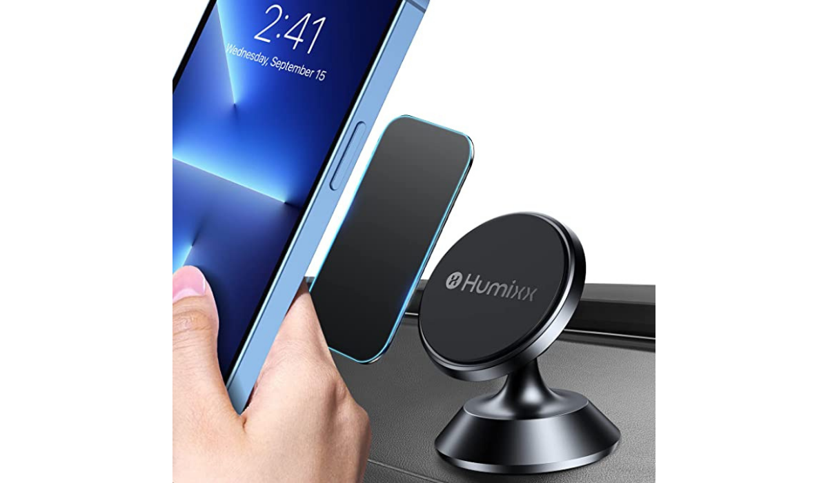 smartphone and mount
