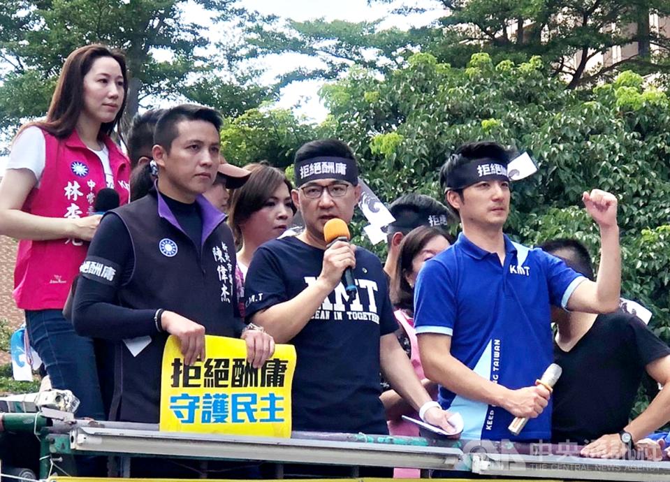 國民黨主席江啟臣14日表示，國民黨反對酬庸名單、拒絕貪腐名單、拒絕監察院東廠化，絕對不接受監委提名。（中央社）