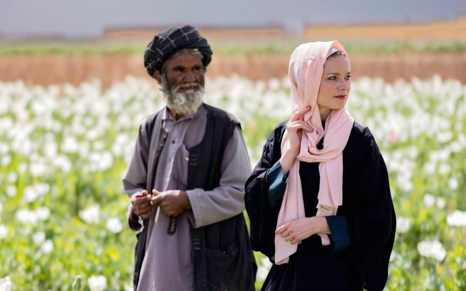 "Ich habe alles, was in Afghanistan passiert ist, aufgesogen wie ein Schwamm": Mit der Reportage "60 Tage Frauenhass - Eine Reporterin bei den Taliban" erfüllte sich Liv von Boetticher einen Lebenstraum. (Bild: RTL / Christoph Klawitter)