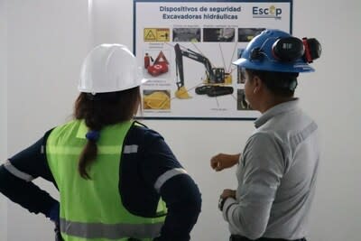 Figure 4 – El Domo Operator Training with STRACON-RIPCONCIV and Universidad Técnica Particular de Loja (July 2023) (CNW Group/Adventus Mining Corporation)