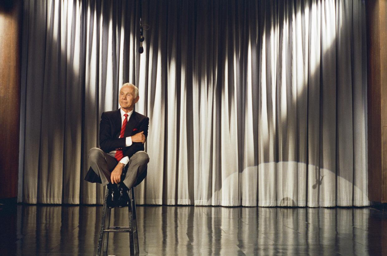 THE TONIGHT SHOW STARRING JOHNNY CARSON -- 