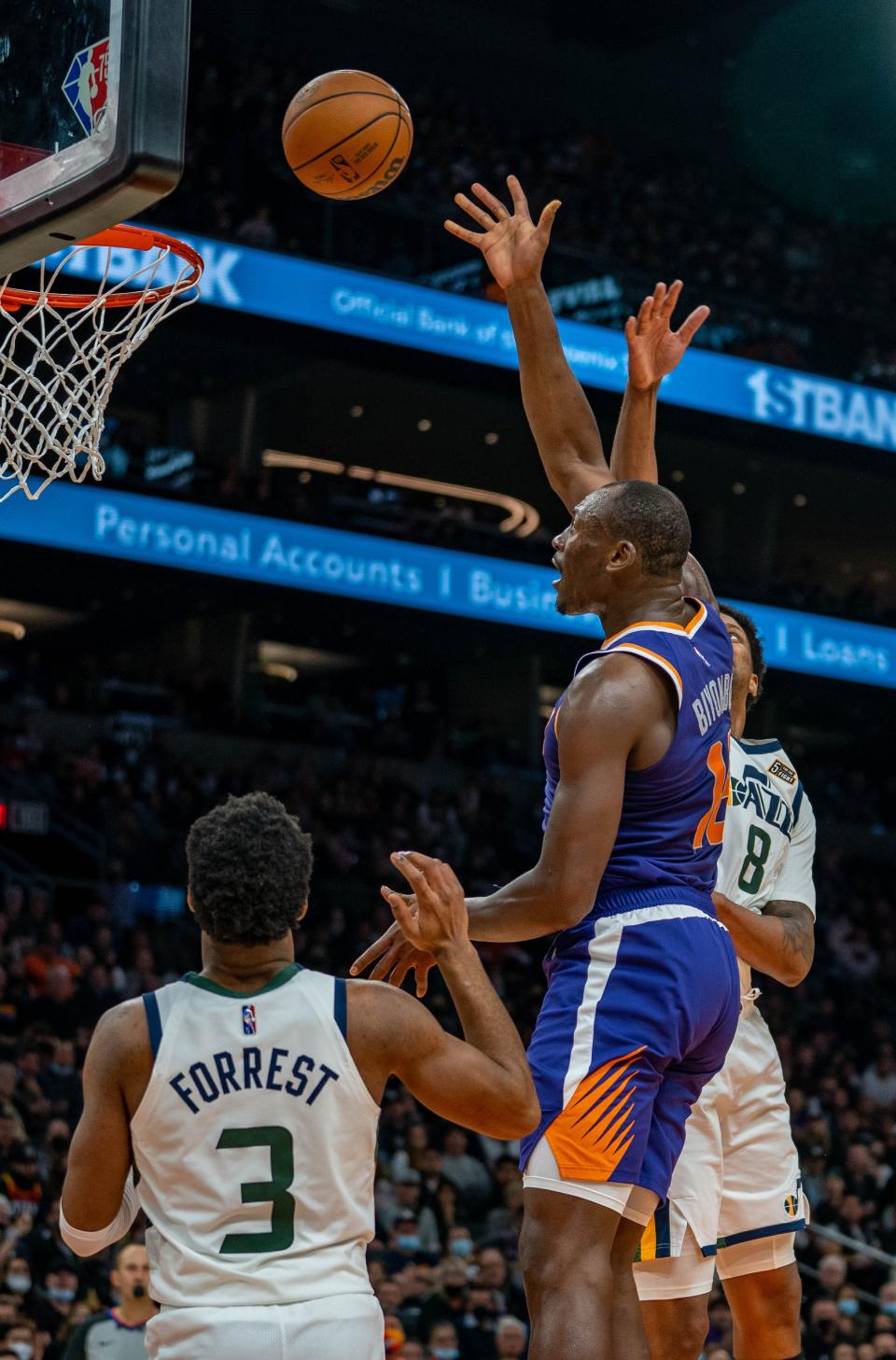 Phoenix Suns center Bismack Biyombo (18) shoots against the Utah Jazz at the Footprint Center on Monday, Jan. 24, 2022.