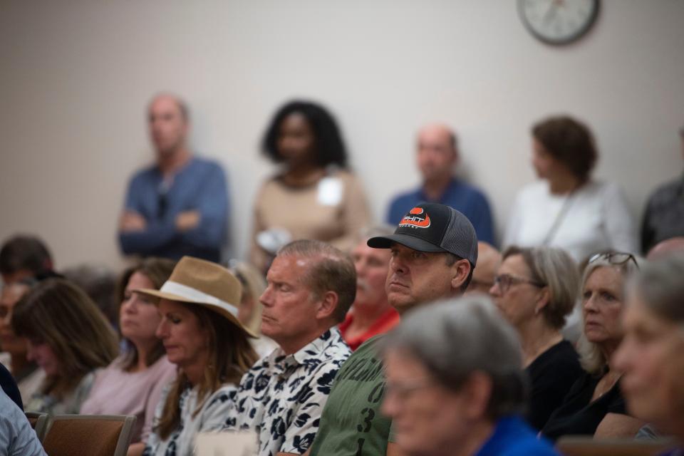 People gather for a forum on Franklin Mayoral Candidates at City Hall in Franklin , Tenn., Monday, Oct. 2, 2023.