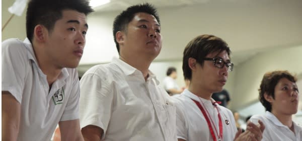 Supporters waited for the results of Aljunied GRC with bated breath. (Yahoo! photo/Ying Xi)