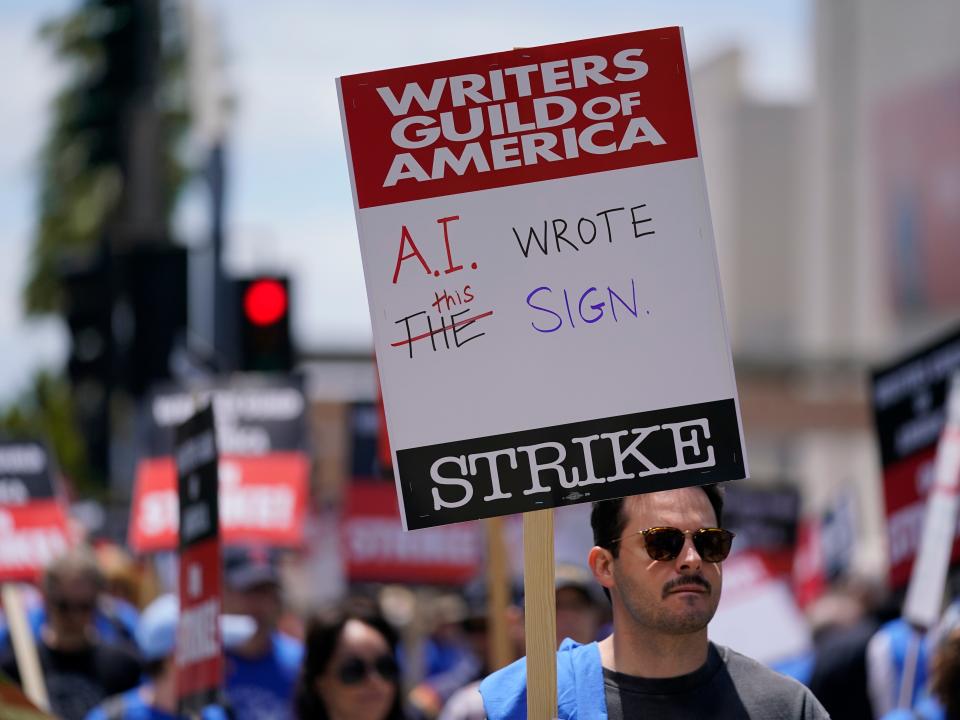 hollywood writers strike