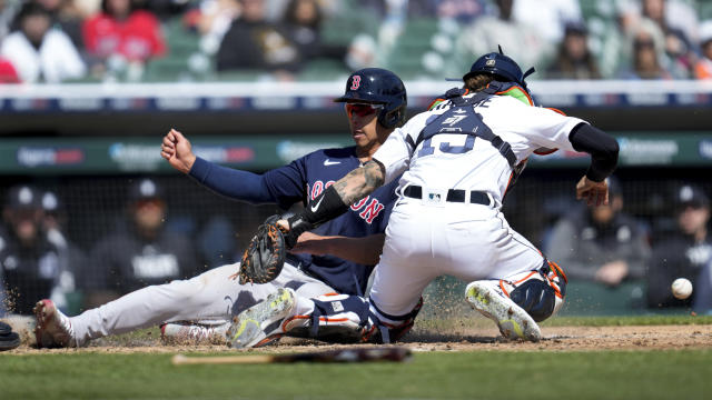 Boston's Sale throws 2 scoreless innings vs. Tigers